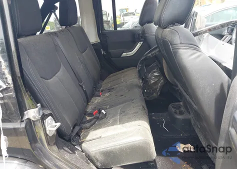 2017 Jeep Wrangler Unlimited Sahara 4X4 из США, поврежденный, VIN 1C4BJWEG3HL719400